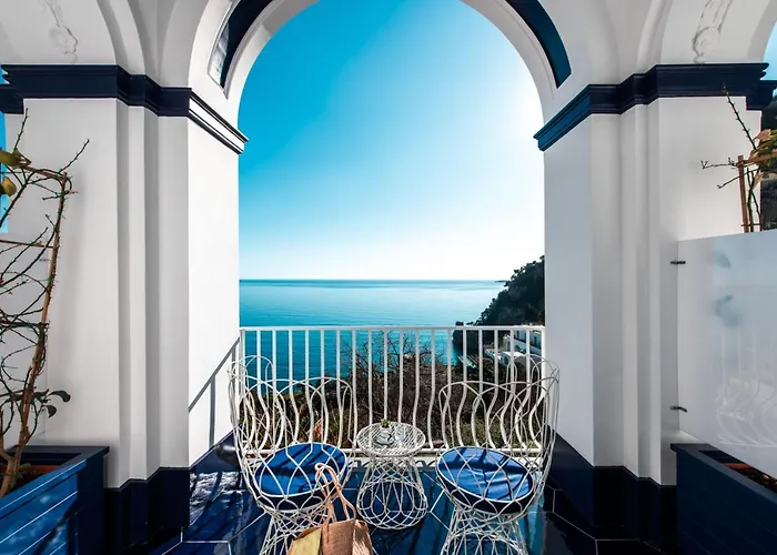 Imperati Suites by Alcione Residence